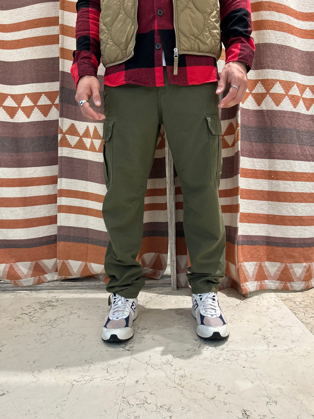 Pantalone cargo verde militare Jack & Jones