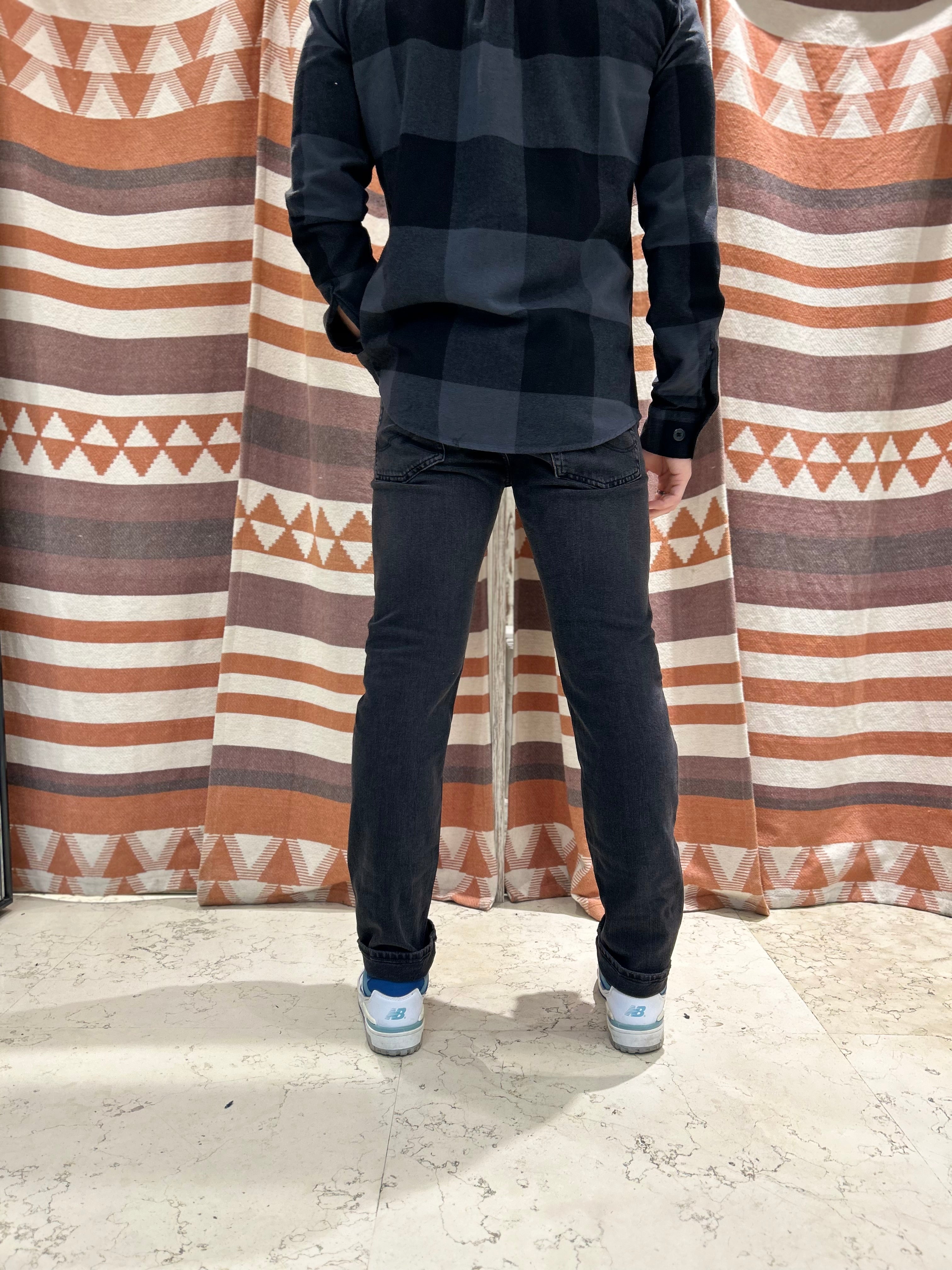 Jeans tapered fit Jack & Jones nero lavato