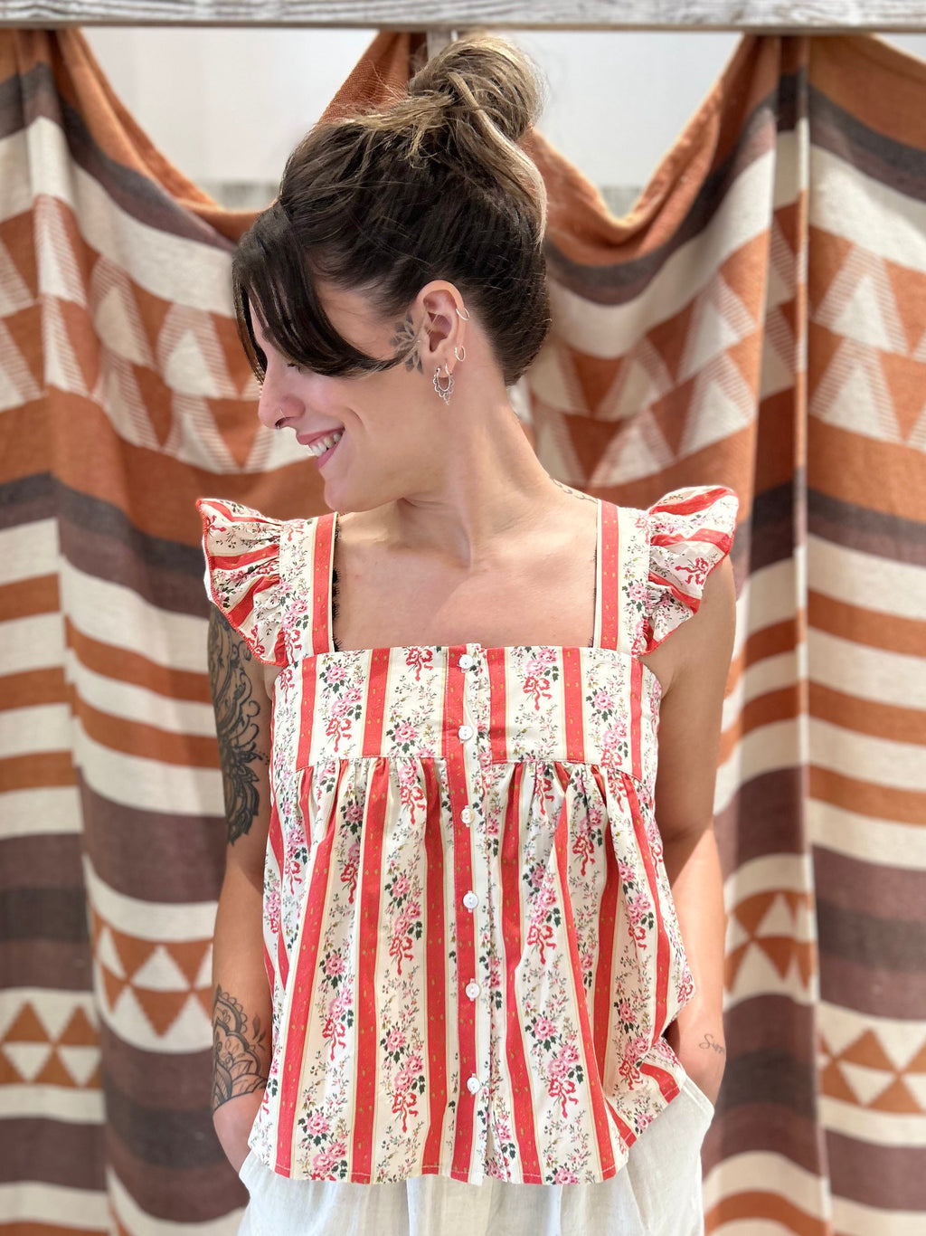 Top/camicia INAPRIL1986 righe/fiori rosso/beige
